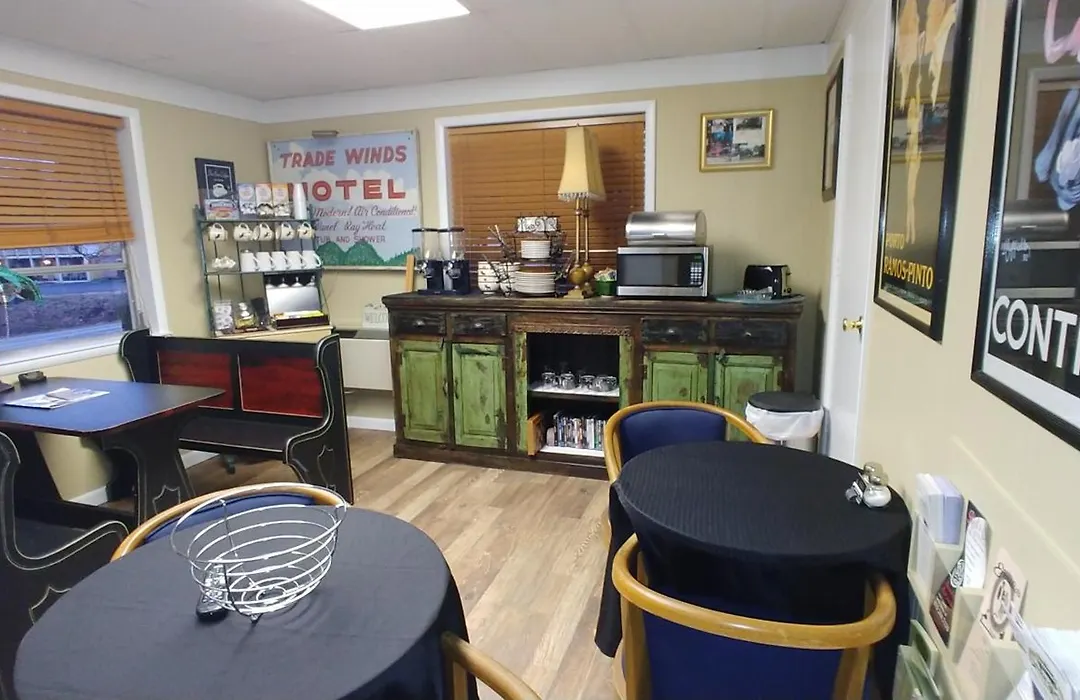 Tradewinds Lodging-1