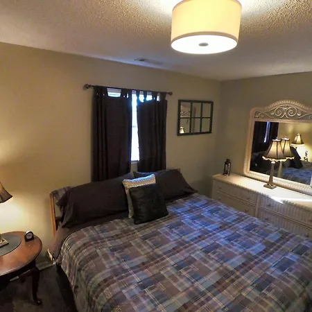 Tradewinds Lodging-3